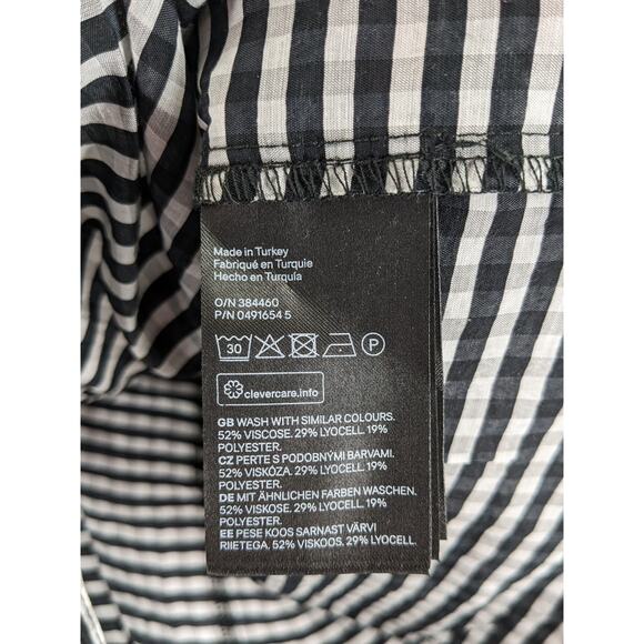 H&M Checked Blouse XS Black White Cold Shoulder Ruffle Long Puff Sleeve Office - Picture 5 of 10